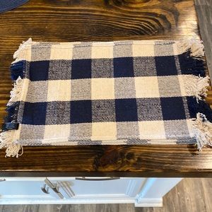 Farmhouse placements